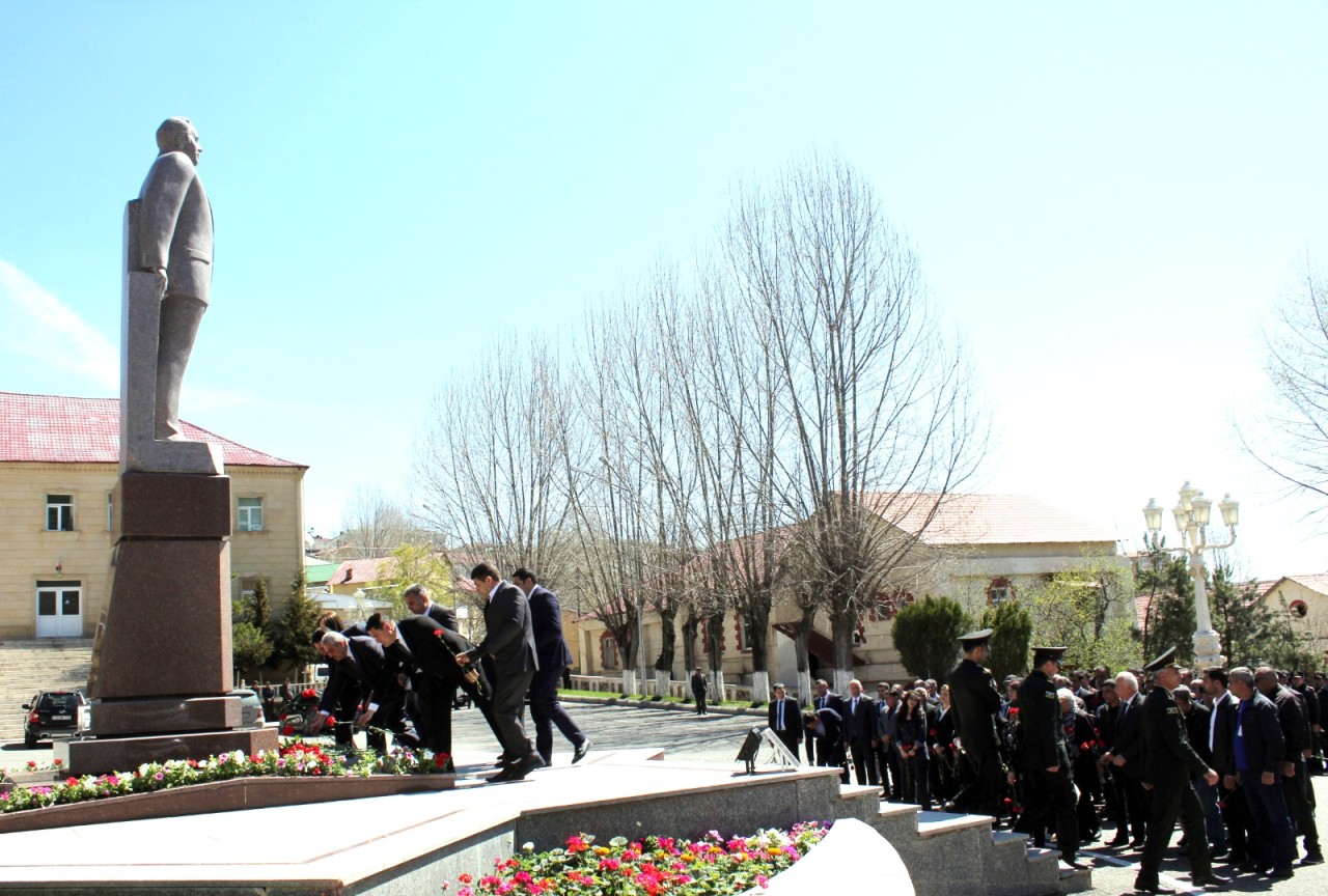 Daşkəsəndə Ümummilli Liderin 103-cü ildönümü münasibətilə tədbir keçirilib - FOTOLAR